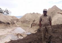 Rusak Lingkungan, Bupati Buteng Hentikan Penambangan Pasir Ilegal