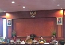 KPK Sambangi Kantor Gubernur Sultra