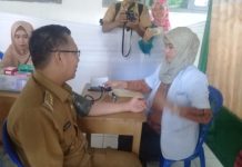 Wali Kota Kendari Ikut Donorkan Darahnya di SMAN 4 Kendari