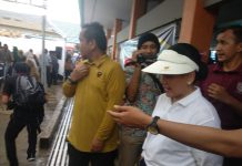 Di TPI Sodoha Jokowi Disambut Guyuran Hujan