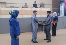 Wali Kota Kendari Serakan LKPJ 2018 ke DPRD, PAD mencapai Rp 113 Miliar