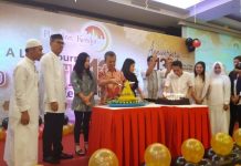 Puncak HUT ke 13, PlazaInn Hotel Kendari Buka Puasa Bersama Anak Panti Asuhan