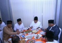 Bukber Bersama Basarnas Kendari, Ali Mazi : Jalin Ikatan Sosial Warga dan Pemerintah