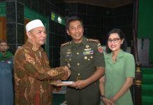 Danrem 143/HO Anjangsana di Pondok Pesantren