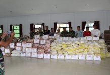 Bantu Korban Banjir di Sultra, PT Masempo Dalle Serahkan Ratusan Beras dan Puluhan Dos Sembako