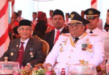 Beda Seragam Ali Mazi dan Lukman Abunawas pada Peringatan HUT RI ke 74