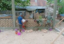 20 Tahun Tinggal di Busel, Akhirnya Warga Ambon Punya Balai Pertemuan