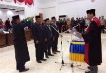 Pimpinan DPRD Buton Dilantik, La Bakry Berharap Pembahasan APBD Secepatnya Diselesaikan