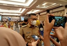 Wali Kota Kendari Ancam Cabut Izin Usaha Bagi Penimbun Minyak Goreng