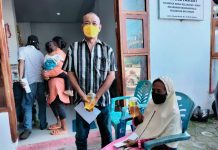 Pancing Animo Masyarakat, Polsek Wolio Gelar Vaksinasi Berhadiah Minyak Goreng