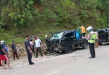 Sebuah Mobil Pick Up Tabrakan dengan Truk Tangki di Konawe