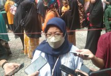 Perum Bulog Kanwil Sultra Laksanakan Pasar Murah Minyak Goreng