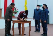 Dewan Umumkan Monianse sebagai Wali Kota Baubau