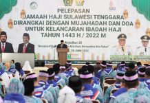 Lepas Jamaah Calon Haji, Gubernur Sultra Titip Doa untuk Kemajuan Daerah