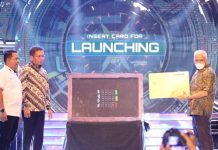 Gubernur Resmi Launching Kartu Debit Bank Sultra Mobile pada Penutupan UMKM Expo 2022