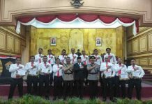 Tim Buser77 Satreskrim Polresta Kendari Dapat Penghargaan dari DPRD Sultra