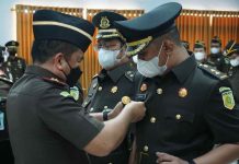 Lantik Pejabat Eselon III, Kajati Sultra Berharap Jaga Kepercayaan Pimpinan