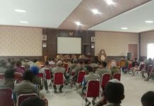 Ratusan Honorer Satpol PP Muna Tak Masuk Data Non ASN Protes d Kantor Bupati