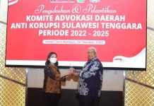 Gubernur Lantik Komite Advokasi Daerah Anti Korupsi Sultra