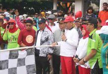 Peringati HGN, PGRI Muna Gelar Jalan Santai