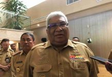 Warga Landono Blokade Jalan Poros, Ali Mazi : Jangan Memblokir Jalan, Nanti Ditangkap Polisi