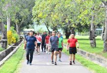 Danrem 143/HO Pimpin Jalan Santai dan Cek Perumahan Yonif 725 Woroagi