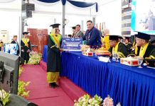 Bank Mandiri Beri Penghargaan ke Wisudawan Terbaik